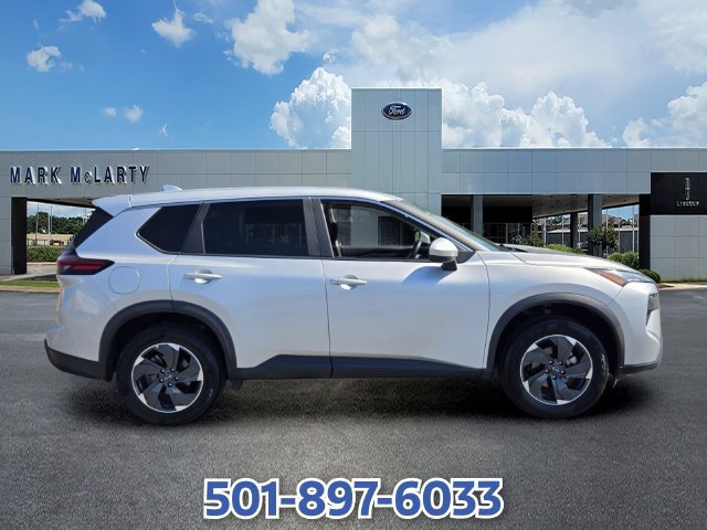 Used 2025 Nissan Rogue SV AWD/4WD image 6