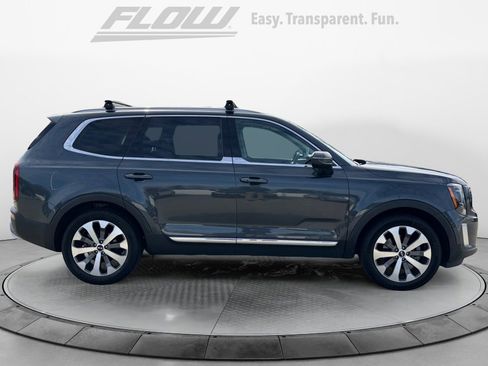 Used 2022 Kia Telluride EX image 10