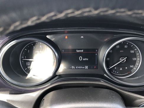 Used 2020 Buick Encore GX Select image 29