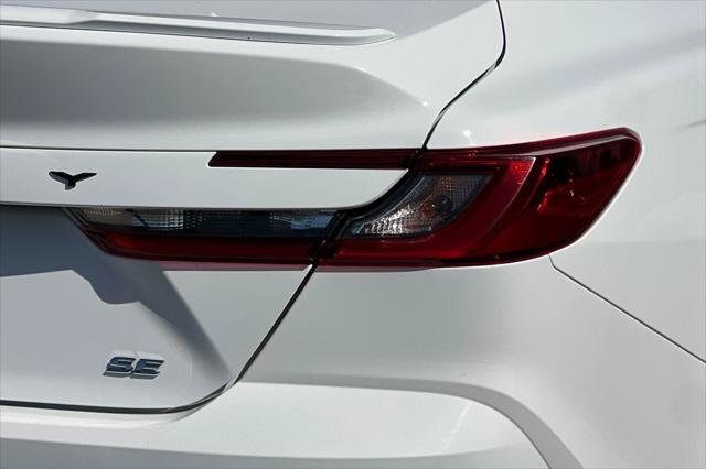 Certified 2025 Toyota Camry SE FWD image 31