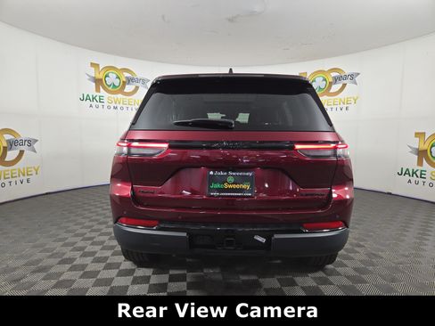 Certified 2024 Jeep Grand Cherokee Limited w/ Black Appearance Package AWD/4WD image 9