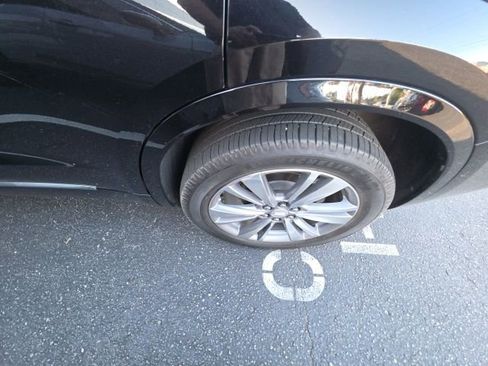 Used 2020 Cadillac XT6 Premium Luxury image 4