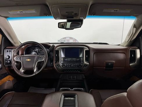 Used 2016 Chevrolet Silverado 1500 High Country w/ High Country Premium Package image 11