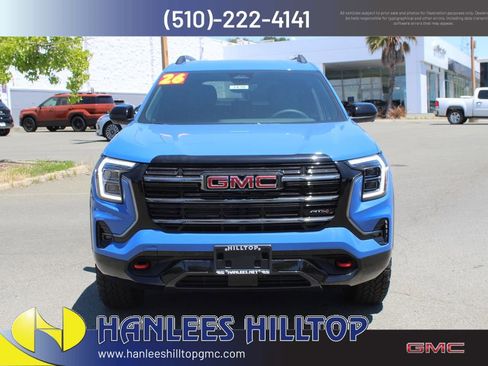 New 2026 GMC Terrain AT4 w/ Technology Package II AWD/4WD image 4