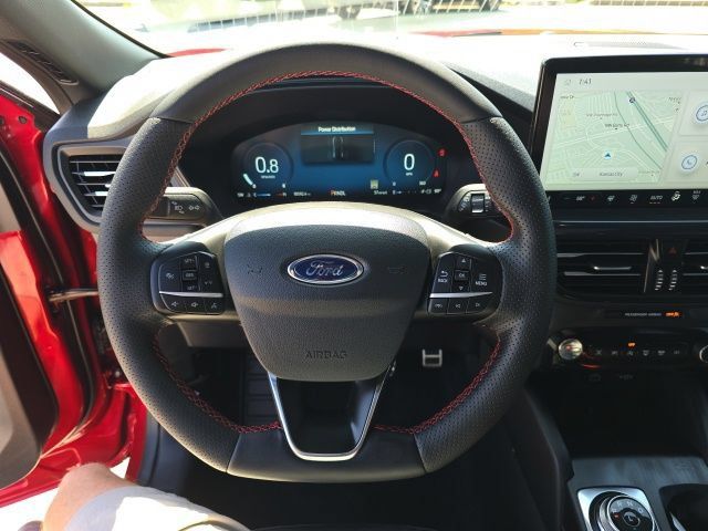 Used 2024 Ford Escape ST-Line Elite w/ Premium Technology Package AWD/4WD image 21