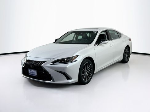 Used 2025 Lexus ES 350 w/ Premium Package FWD image 1