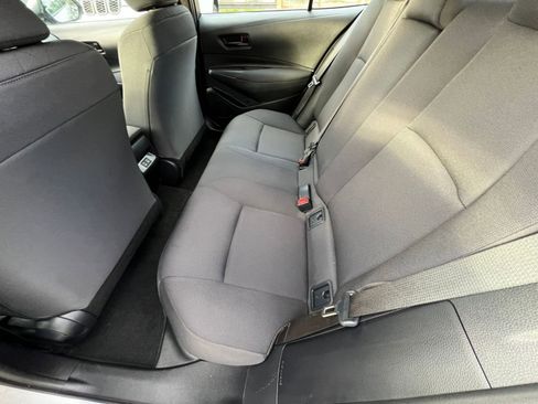 Used 2025 Toyota Corolla LE image 25