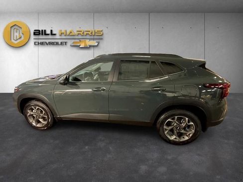 New 2026 Chevrolet Trax LT w/ Driver Confidence Package FWD image 14