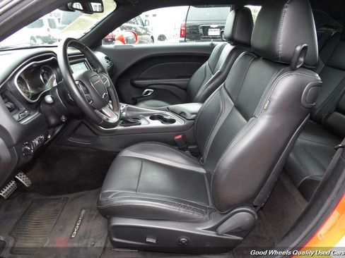 Used 2018 Dodge Challenger SXT Plus RWD image 11
