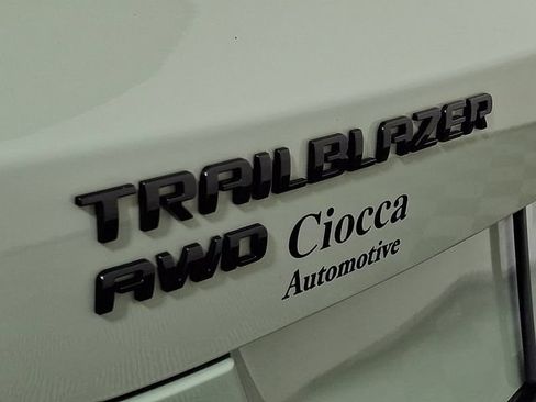 Used 2024 Chevrolet TrailBlazer RS w/ Convenience Package AWD/4WD image 30