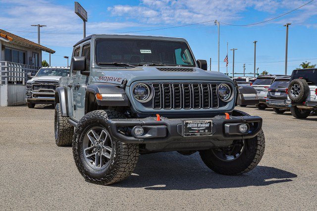Used 2024 Jeep Gladiator Mojave w/ Steel Bumper Group AWD/4WD image 1