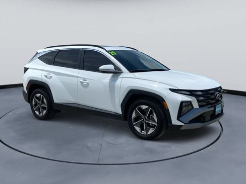 Used 2025 Hyundai Tucson SEL FWD image 11