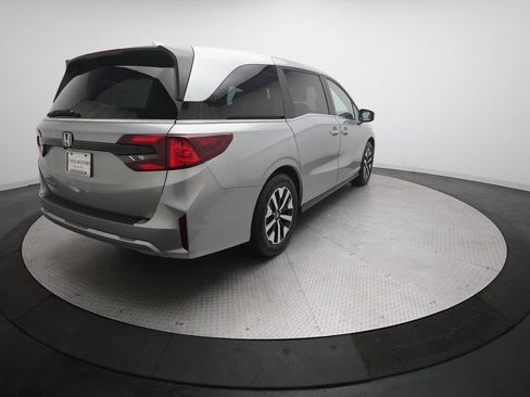 Used 2025 Honda Odyssey EX-L image 37