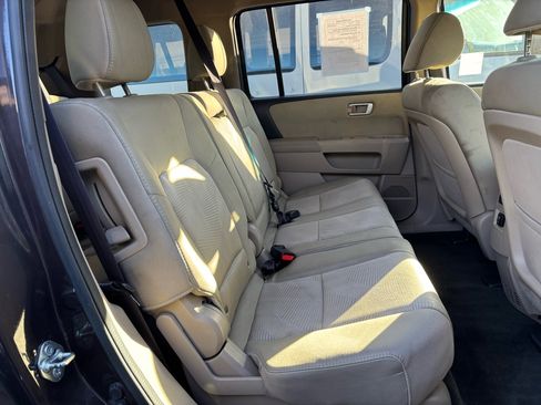Used 2015 Honda Pilot LX image 32