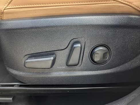 Certified 2024 Kia Seltos EX FWD image 21