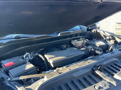 Used 2020 Chevrolet Silverado 1500 LT w/ Texas Edition image 30