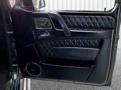 Used 2016 Mercedes-Benz G 63 AMG 4MATIC image 29