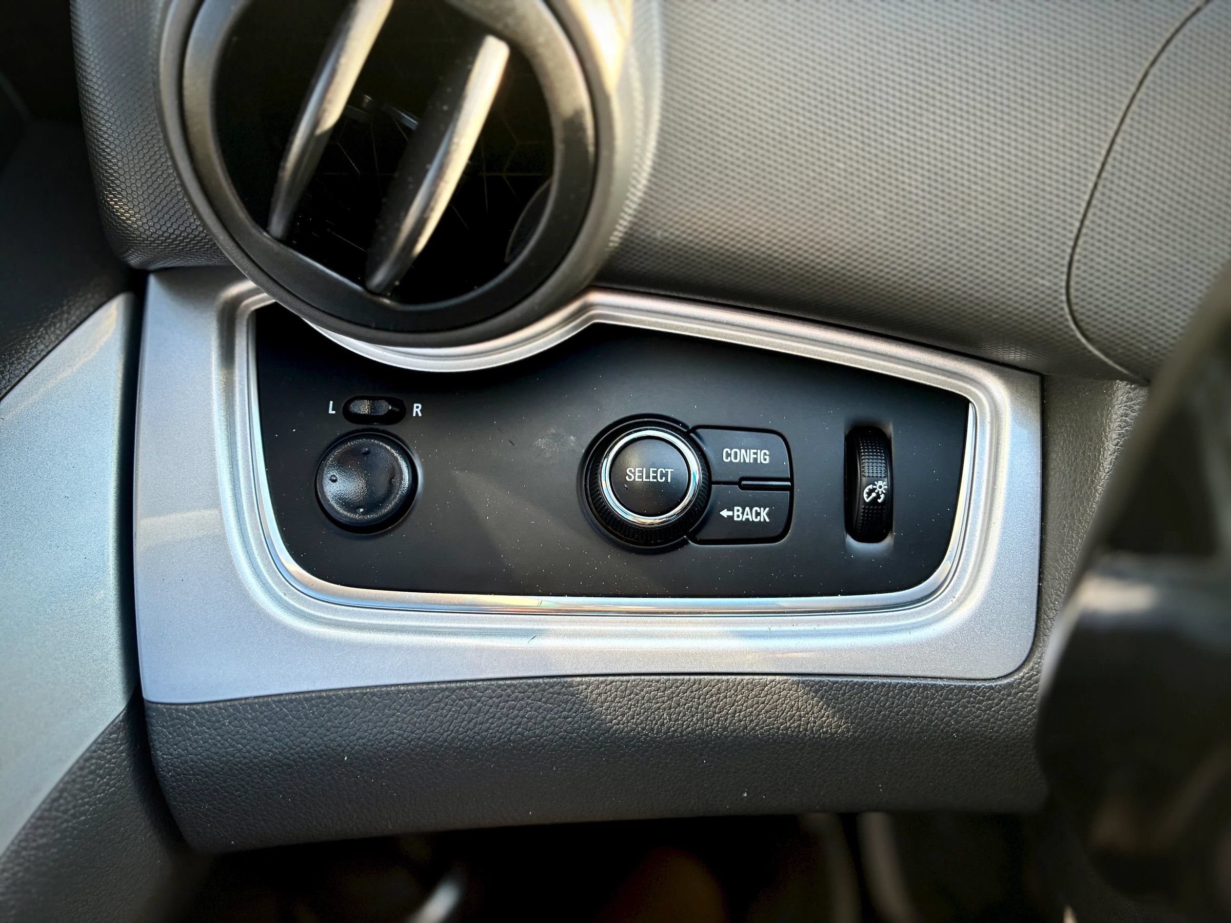 Used 2016 Chevrolet Spark LT FWD image 61