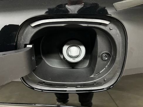 New 2026 Buick Enclave Avenir w/ Super Cruise Package AWD/4WD image 37