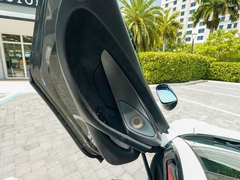 Used 2017 McLaren 570S Coupe RWD image 65