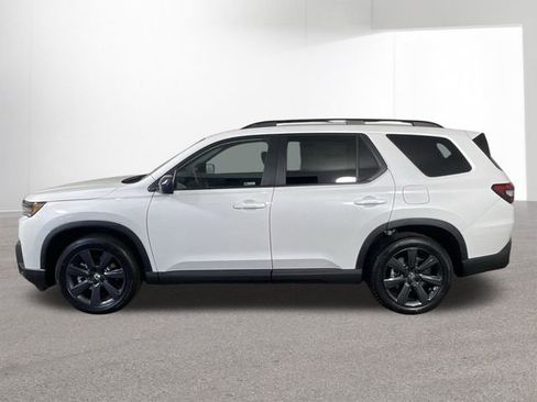 New 2026 Honda Pilot Sport image 13