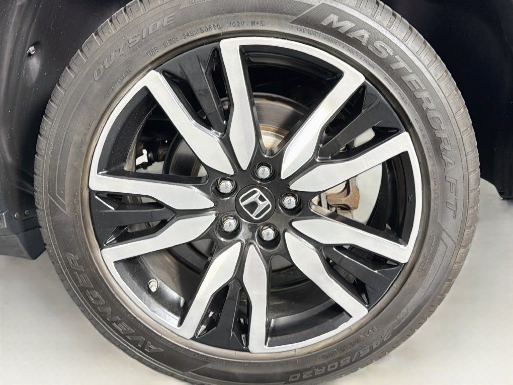 Used 2022 Honda Pilot Elite image 32