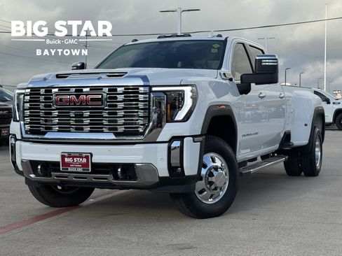 Used 2025 GMC Sierra 3500 Denali image 1