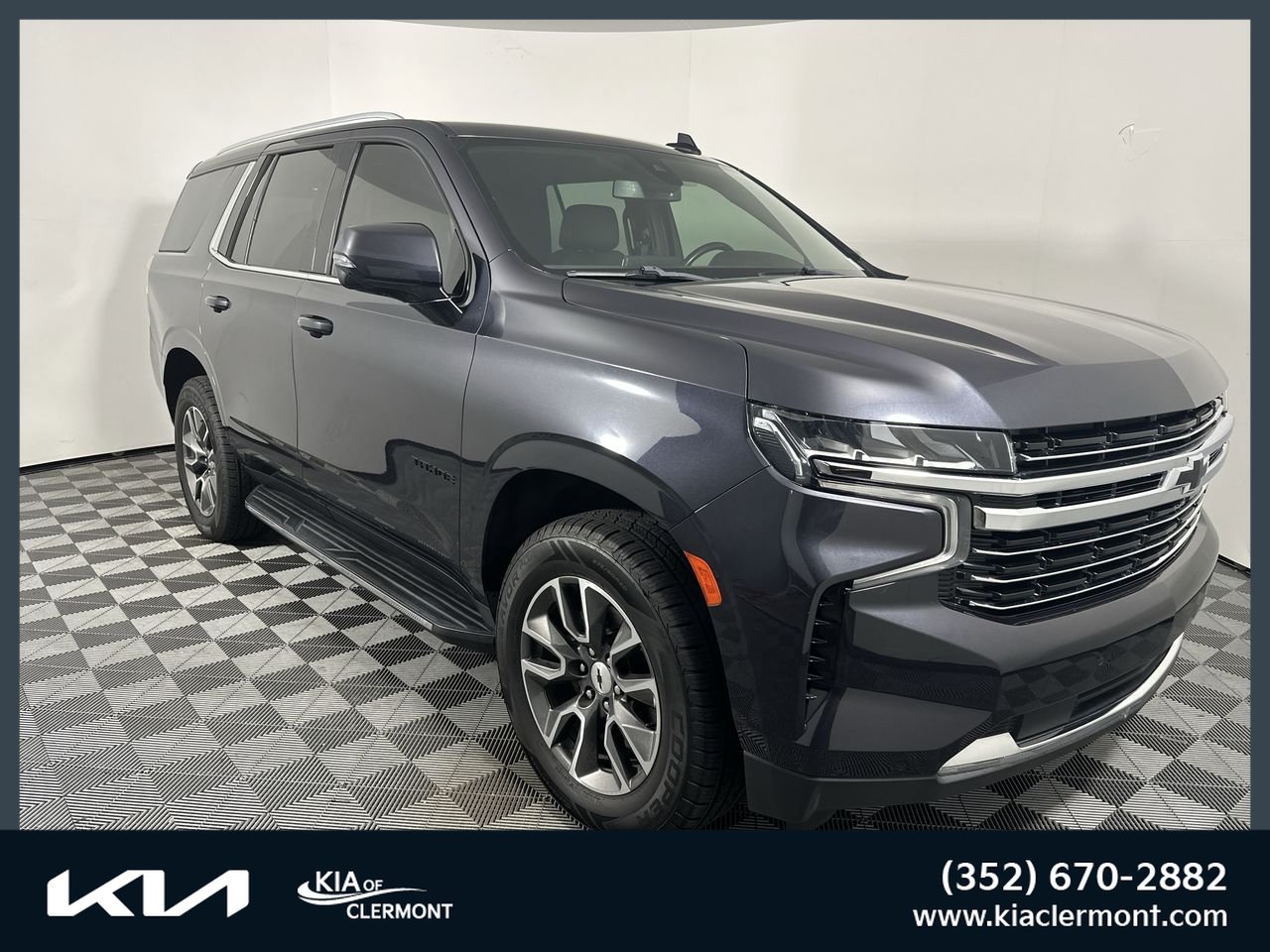Used 2022 Chevrolet Tahoe LT w/ Luxury Package RWD image 1