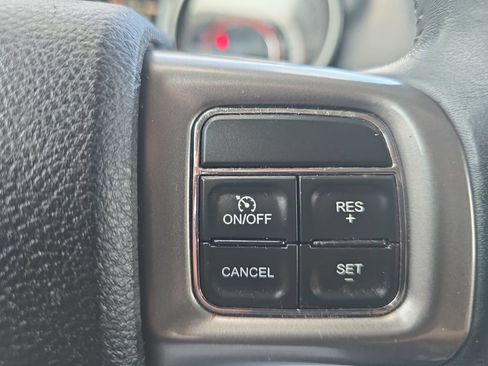 Used 2019 Dodge Journey Crossroad AWD/4WD image 27
