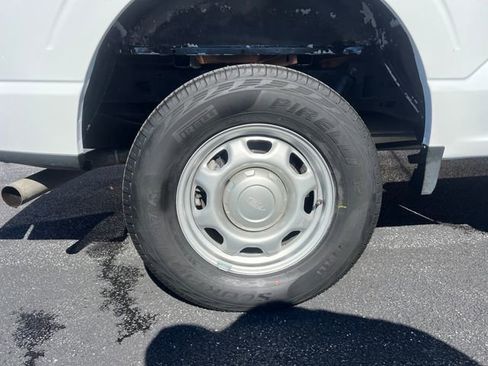 Used 2022 Ford F150 XL w/ Equipment Group 101A High image 14