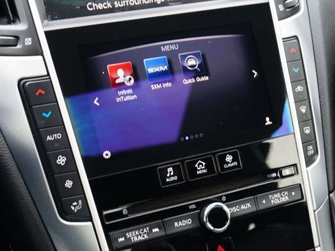 Used 2017 INFINITI Q60 3.0t image 18