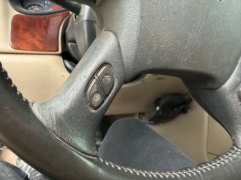 Used 2003 Chevrolet Silverado 2500 LT image 18