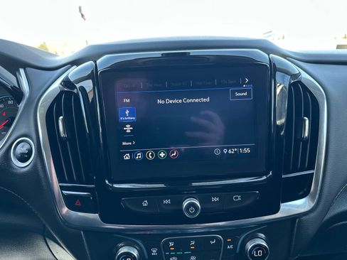 Used 2020 Chevrolet Traverse LT AWD/4WD image 50