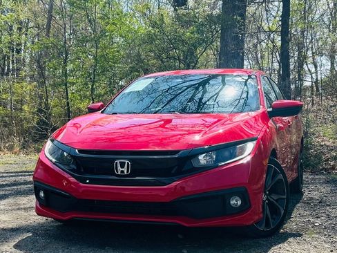 Used 2020 Honda Civic Sport image 1