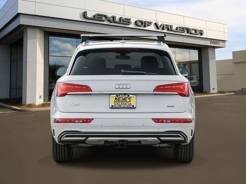 Used 2021 Audi Q5 Premium Plus w/ Premium Plus Package image 3