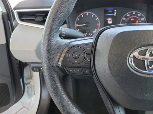 Used 2023 Toyota Corolla LE image 13