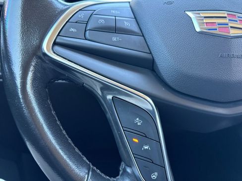 Used 2019 Cadillac XT5 Luxury image 16