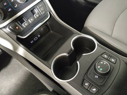 Used 2018 GMC Terrain SLT w/ Preferred Package AWD/4WD image 26