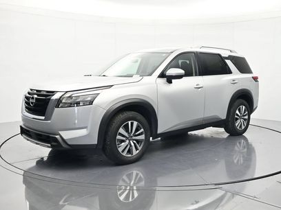 Certified 2025 Nissan Pathfinder SL