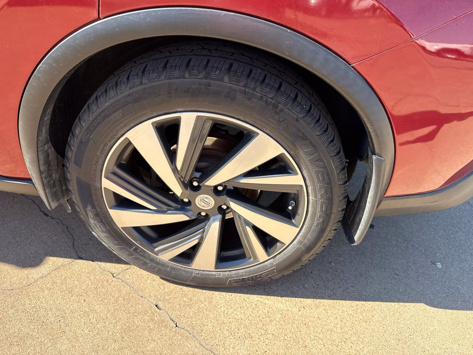 Used 2015 Nissan Murano Platinum w/ Platinum Technology Package FWD image 10