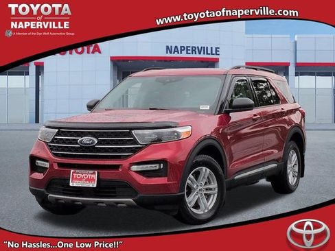 Used 2021 Ford Explorer XLT w/ Equipment Group 202A AWD/4WD image 1