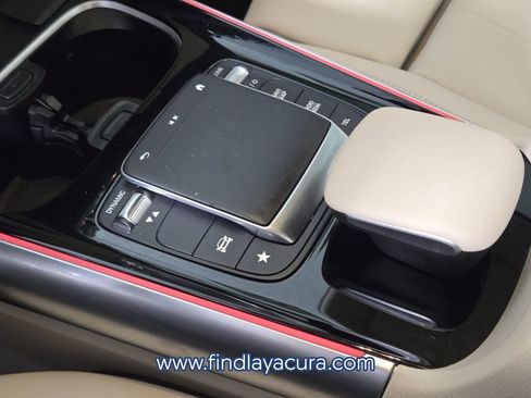 Used 2023 Mercedes-Benz GLA 250 4MATIC image 24