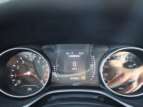 Used 2020 Jeep Compass Latitude AWD/4WD image 12