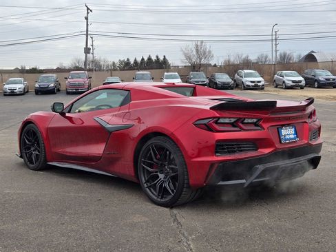 Used 2023 Chevrolet Corvette Z06 w/ Stealth Interior Trim Package image 15