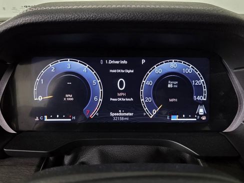 Used 2023 Jeep Grand Cherokee L Limited w/ Luxury Tech Group II AWD/4WD image 21