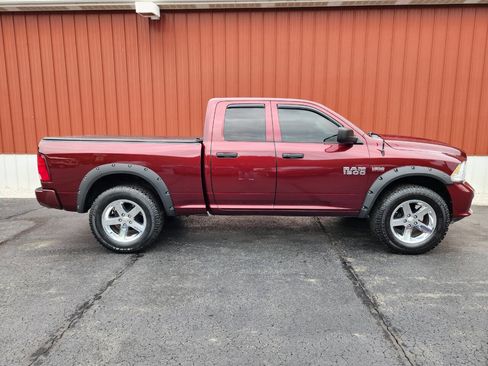 Used 2016 RAM 1500 Express AWD/4WD image 9