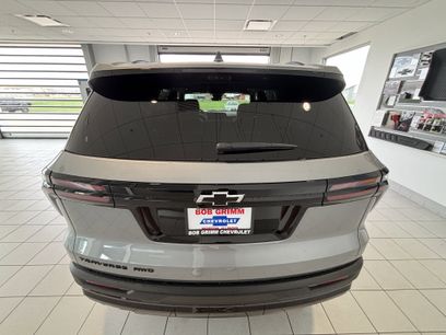 New 2026 Chevrolet Traverse LT w/ Midnight/Sport Edition
