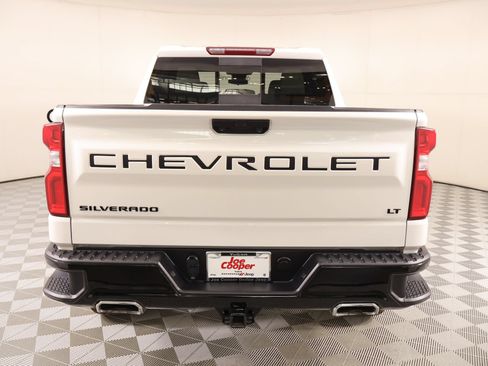 Used 2024 Chevrolet Silverado 1500 LT Trail Boss w/ Convenience Package II AWD/4WD image 22