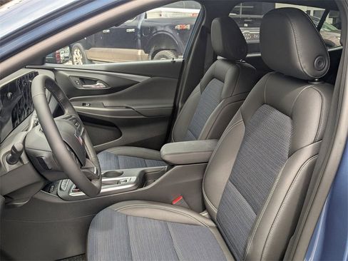 New 2025 Buick Envista Preferred w/ Convenience I Package image 12