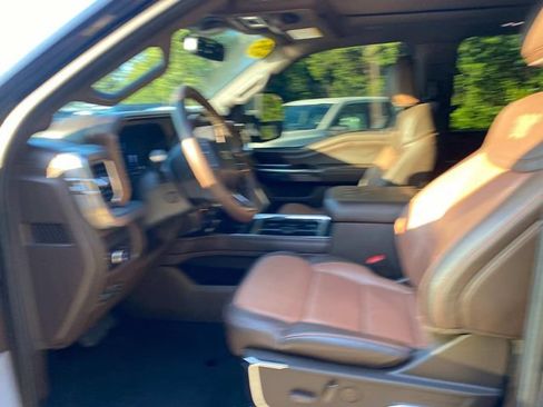 Used 2025 Ford F250 King Ranch AWD/4WD image 11